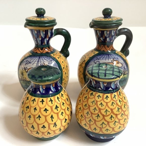 DERUTA GERIBI OIL AND VINEGAR SET WITH 2 SHAKERS